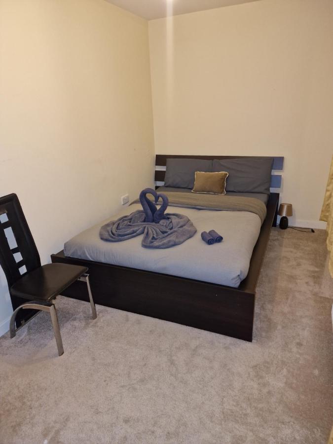 Appartamento Ko 3 Bed House Dartford Esterno foto